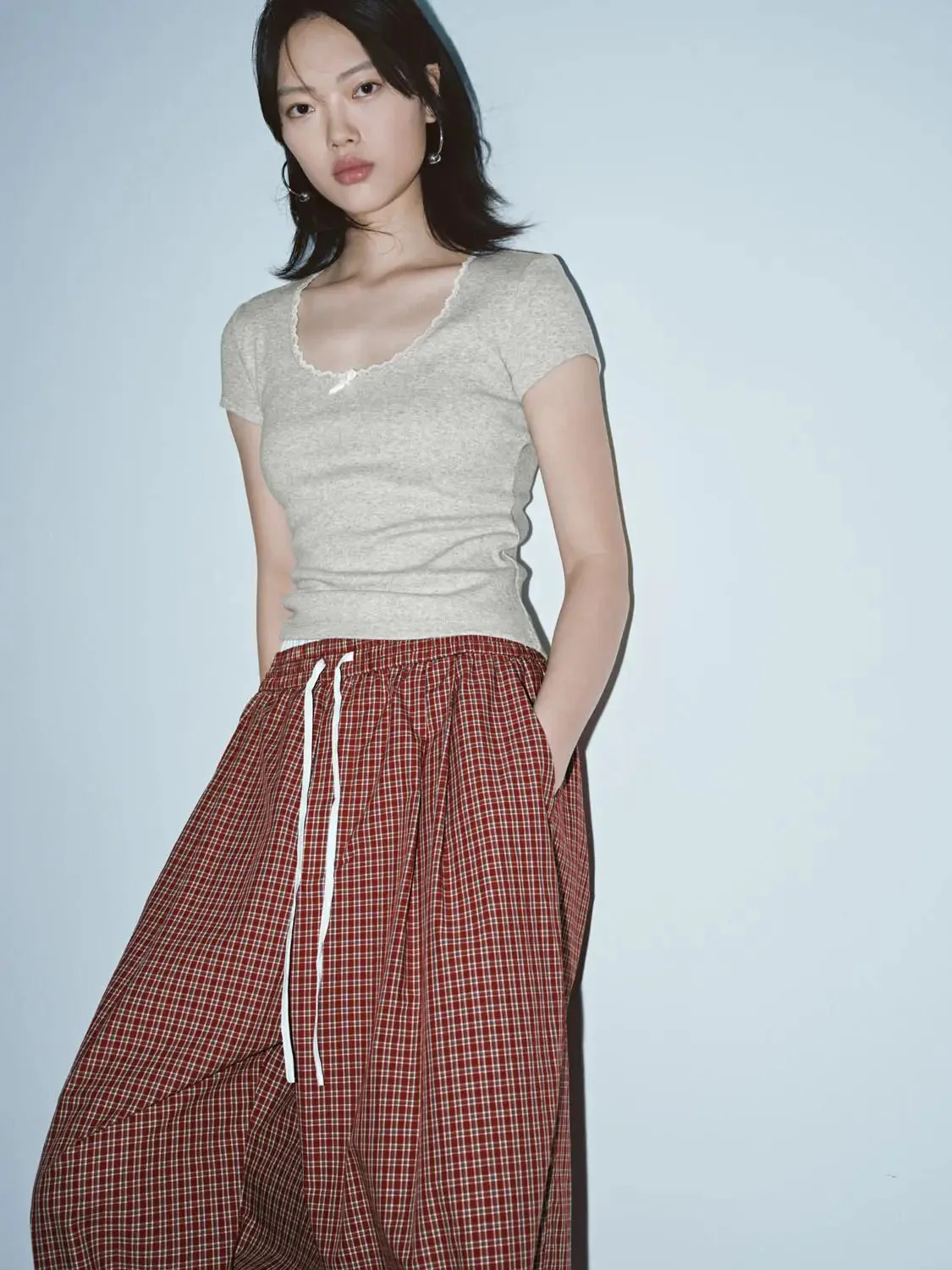 22049-lace-trim-bow-scoop-neck-cotton-blend-t-shirts-18.webp Lace Trim Bow Scoop Neck Cotton Blend T Shirts