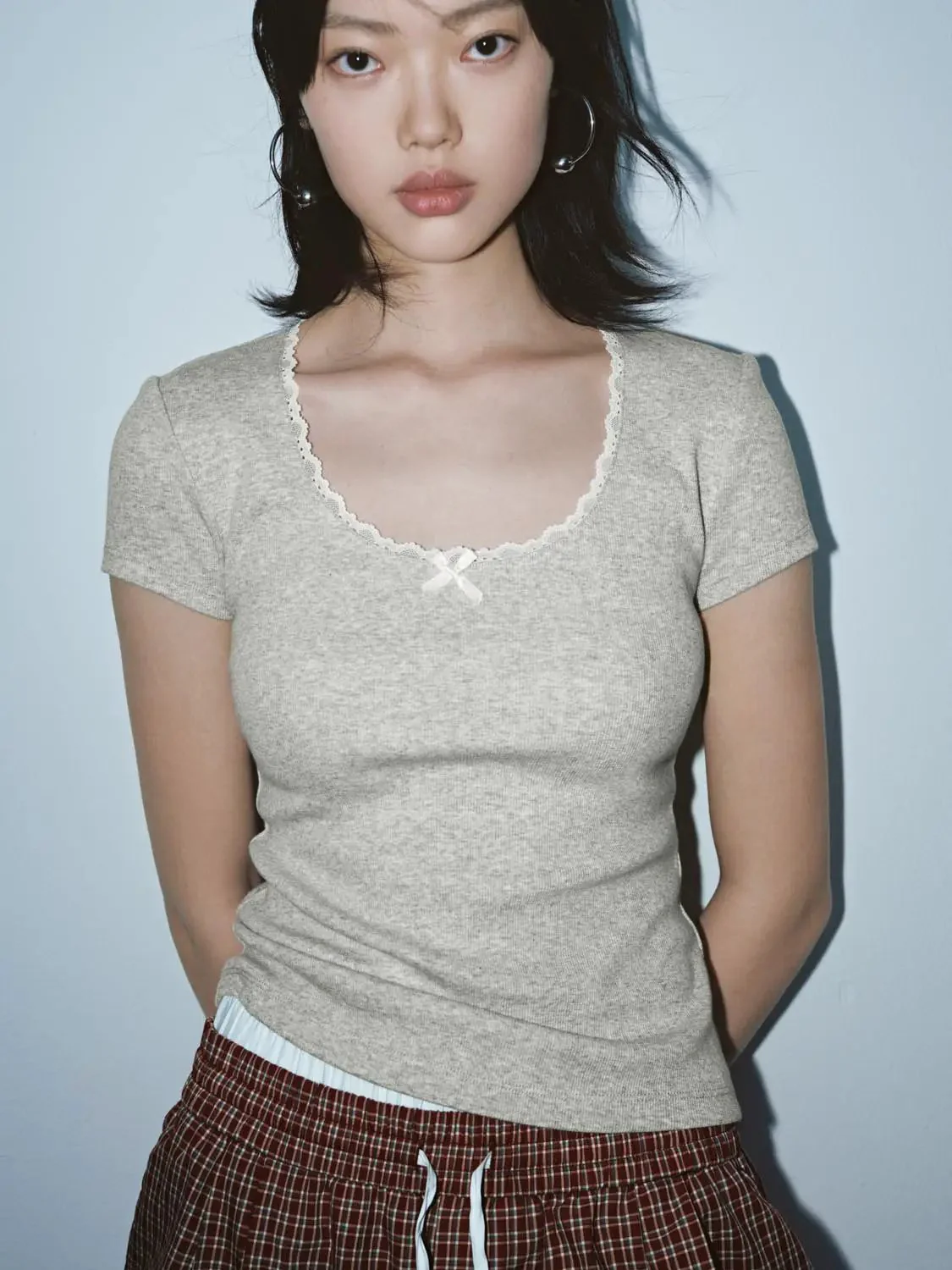 22049-lace-trim-bow-scoop-neck-cotton-blend-t-shirts-19.webp Lace Trim Bow Scoop Neck Cotton Blend T Shirts