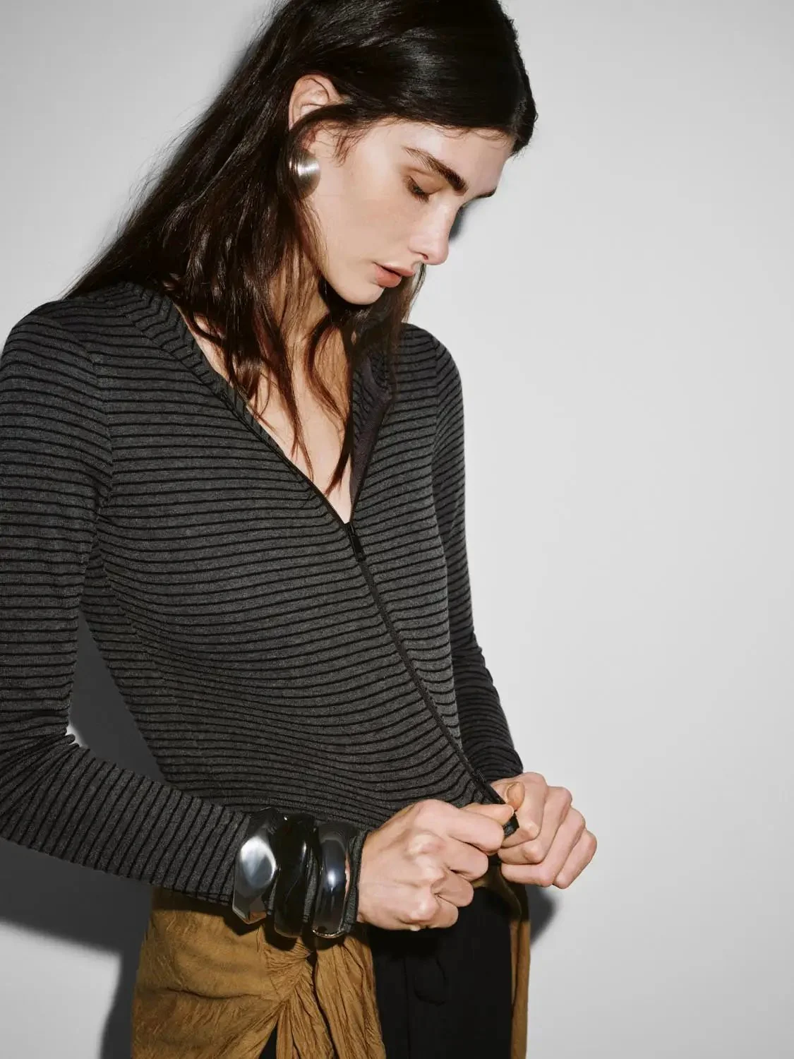 22076-striped-cropped-hooded-two-way-zip-skinny-fit-jackets-3.webp Striped Cropped Hooded Two Way Zip Skinny Fit Jackets
