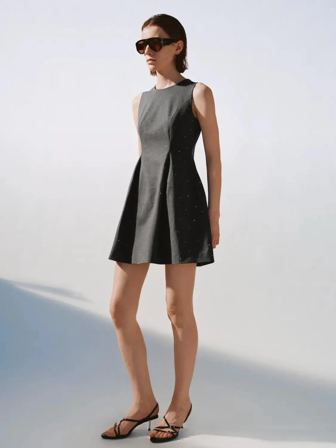 2222-polyester-viscose-elastane-shell-a-line-mini-dresses-4.webp Polyester Viscose Elastane Shell A-Line Mini Dresses