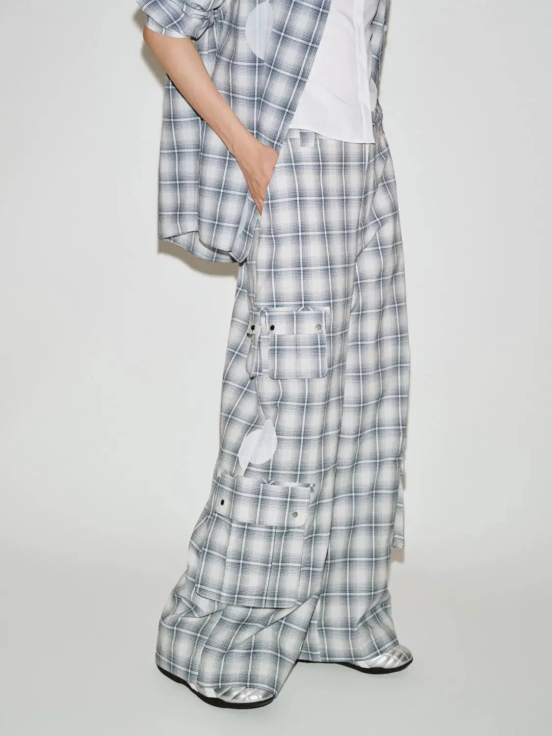 Flap Pocket Contrast Check Wide Leg Pants