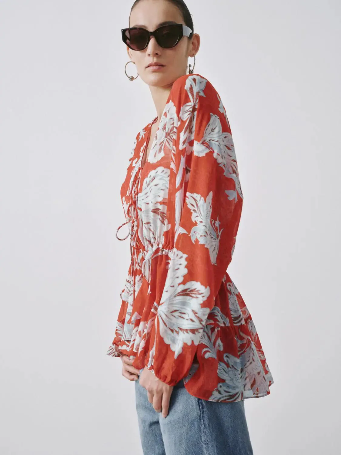 22264-v-neck-tie-detail-floral-intarsia-overhead-shirts-2.webp V-Neck Tie Detail Floral Intarsia Overhead Shirts