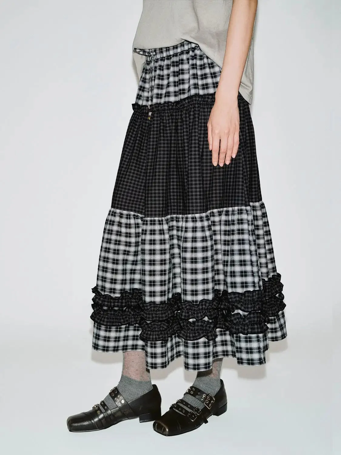 22397-drawstring-pull-on-contrast-check-tiered-a-line-midi-skirts-3.webp Drawstring Pull On Contrast Check Tiered A-Line Midi Skirts