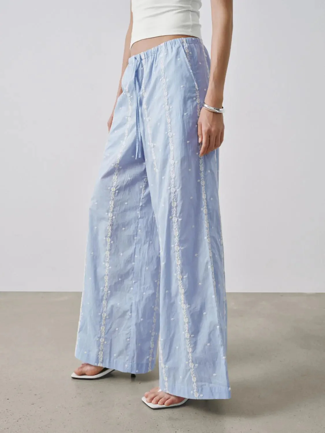 22451-floral-embroidered-drawstring-pull-on-wide-leg-pants-3.webp Floral Embroidered Drawstring Pull On Wide Leg Pants