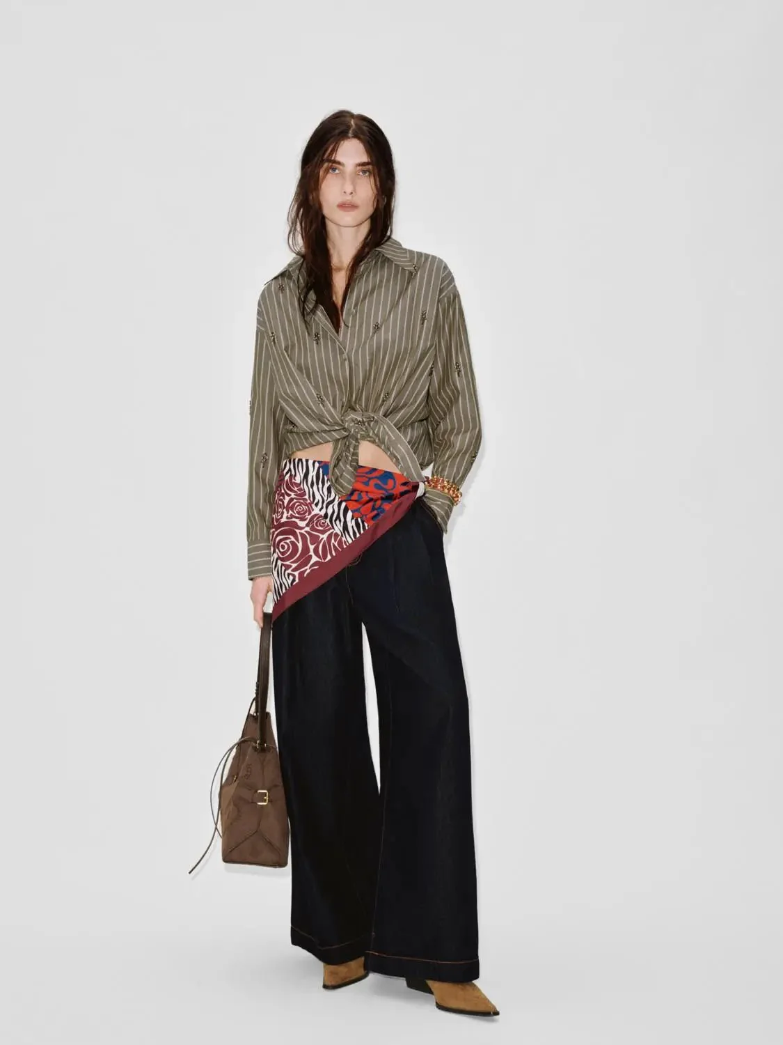 22468-beaded-striped-loose-fit-shirts-4.webp Beaded Striped Loose-Fit Shirts