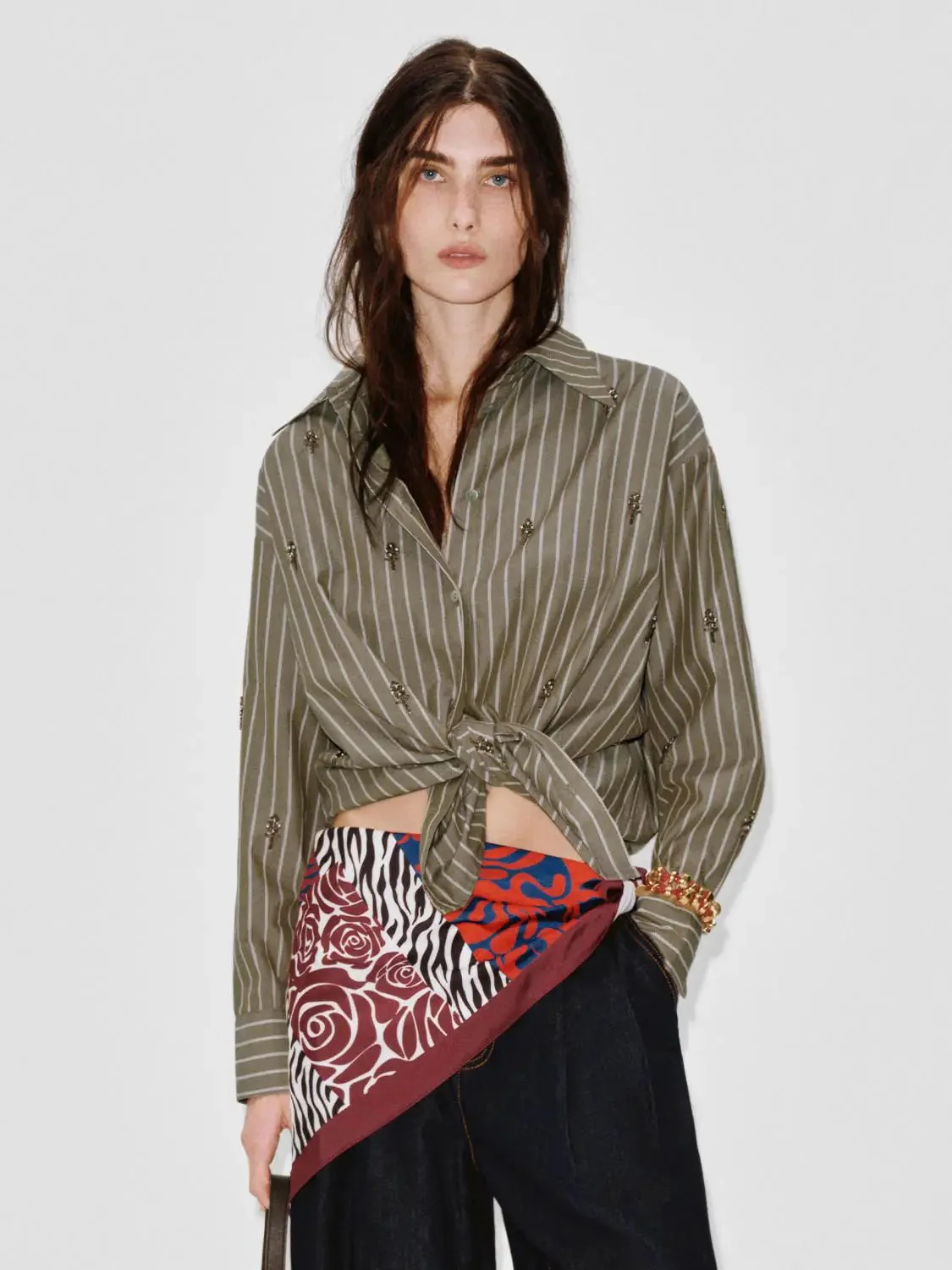 22468-beaded-striped-loose-fit-shirts-9.webp Beaded Striped Loose-Fit Shirts