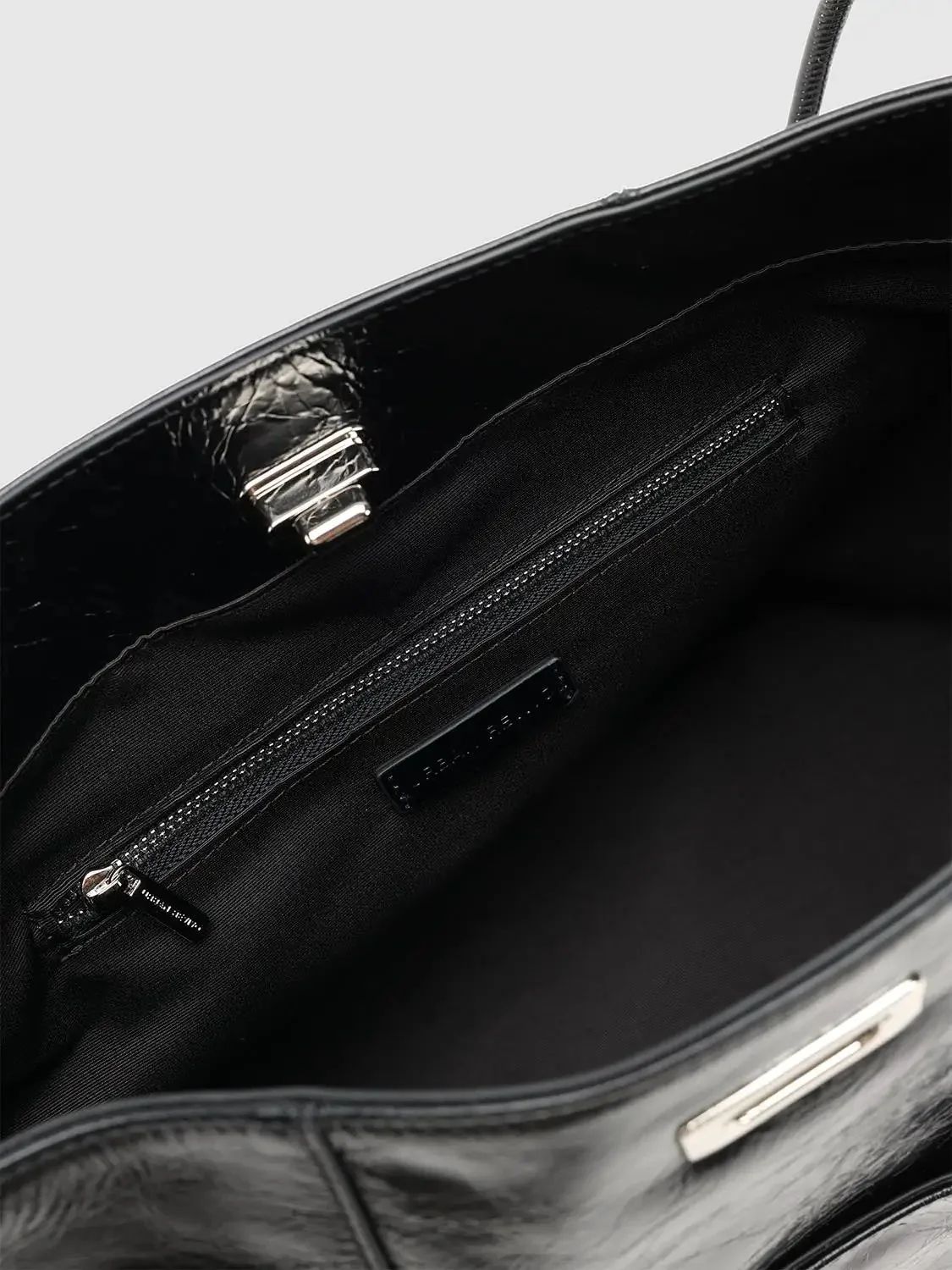 22474-faux-leather-crinkle-shoulder-bags-4.webp Faux Leather Crinkle Shoulder Bags