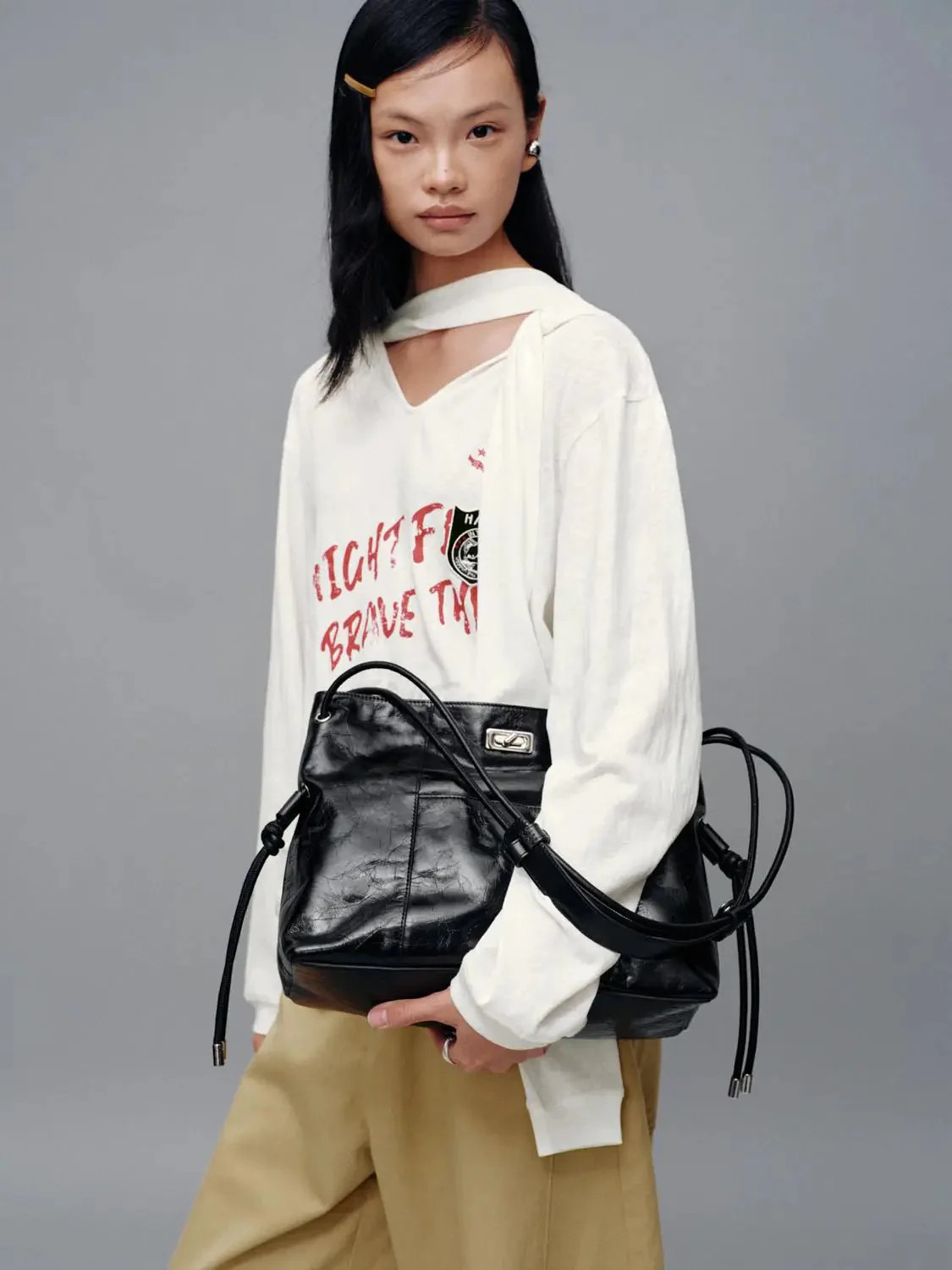 22474-faux-leather-crinkle-shoulder-bags-8.webp Faux Leather Crinkle Shoulder Bags