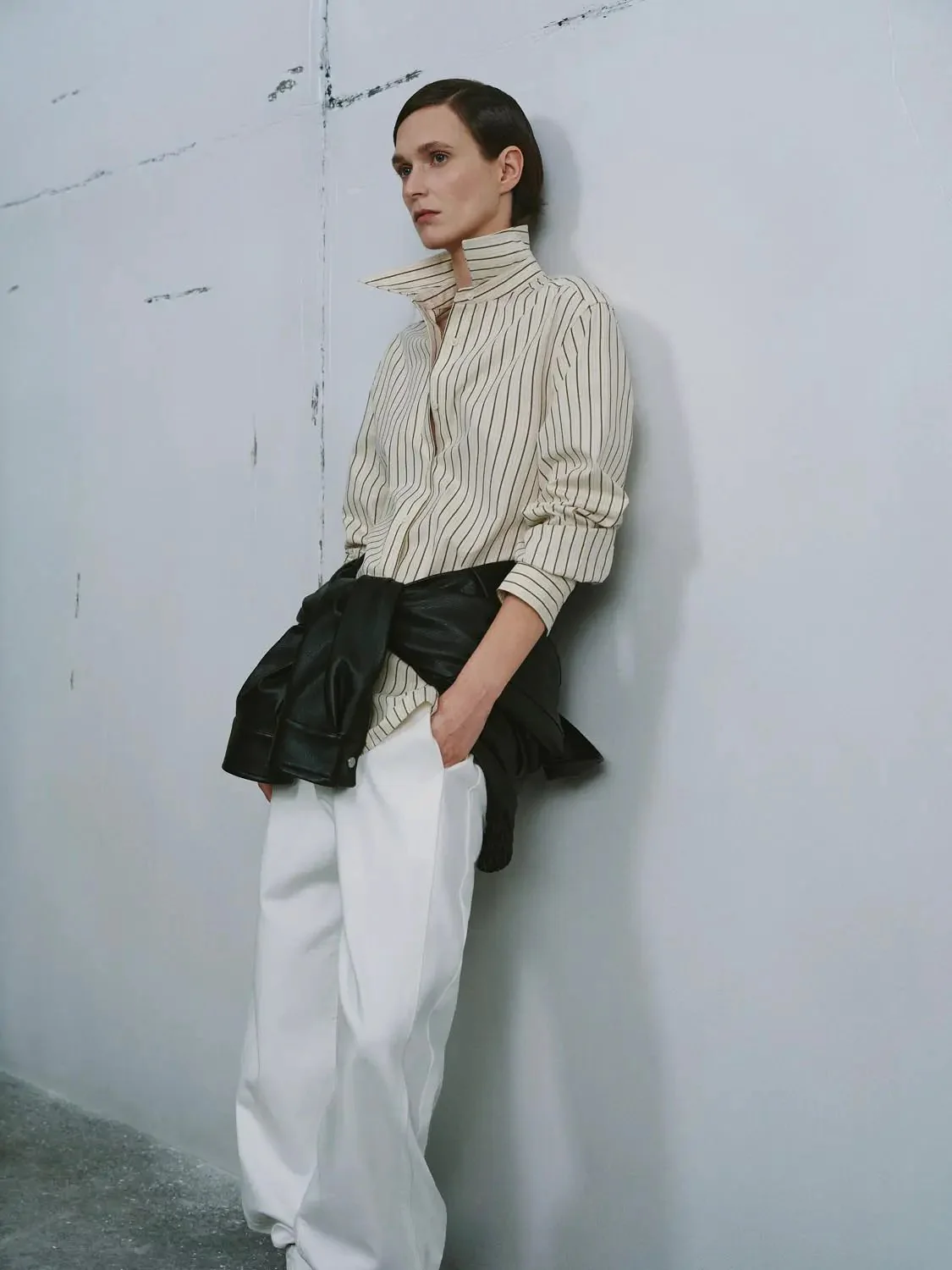 22476-contrast-striped-loose-fit-shirts-4.webp Contrast Striped Loose-Fit Shirts