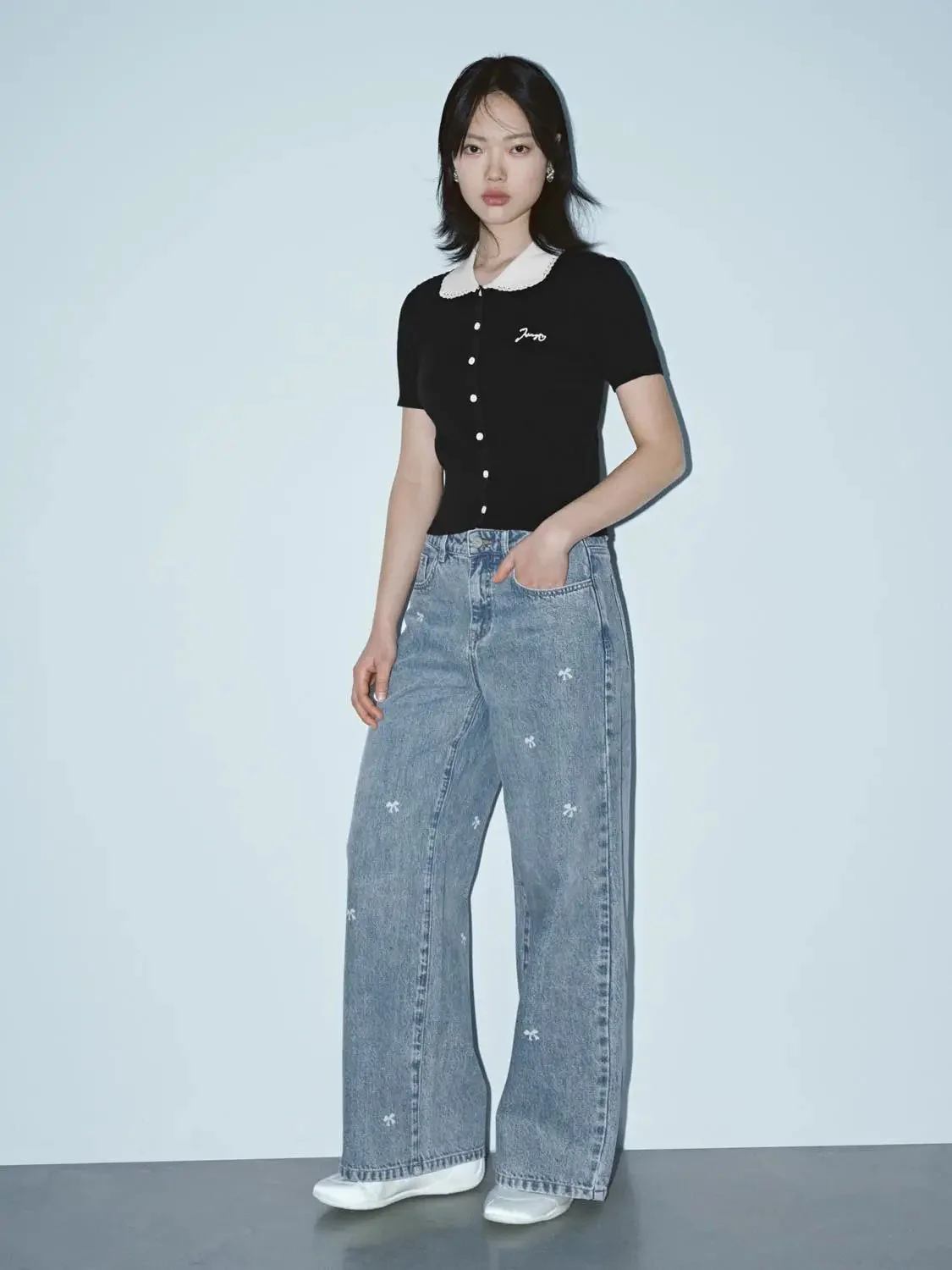 22506-collared-short-sleeve-knitted-cardigans-5.webp Collared Short Sleeve Knitted Cardigans