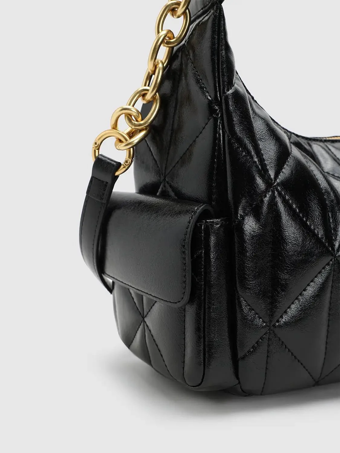 22530-faux-leather-chain-detail-shoulder-crossbody-bags-5.webp Faux Leather Chain Detail Shoulder Crossbody Bags