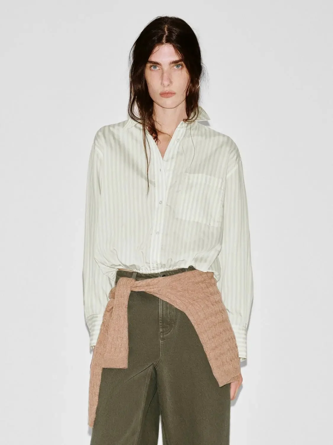 22582-contrast-striped-balloon-hem-overhead-shirts-1.webp Contrast Striped Balloon Hem Overhead Shirts