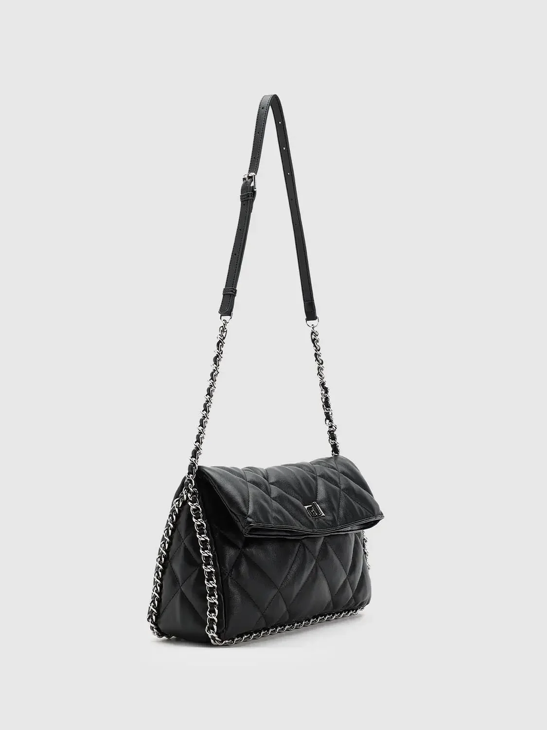 Diamond Quilted Chain Detail Shoulder Bags
