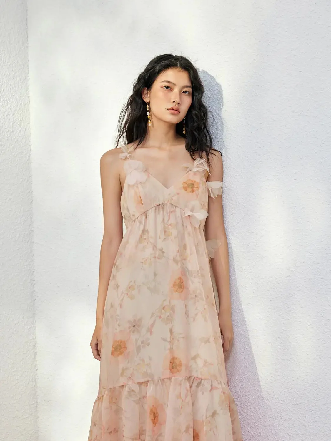 2262-floral-decor-a-line-maxi-with-soft-pastel-bloom-print-dress-3.webp Floral Decor A Line Maxi With Soft Pastel Bloom Print Dress