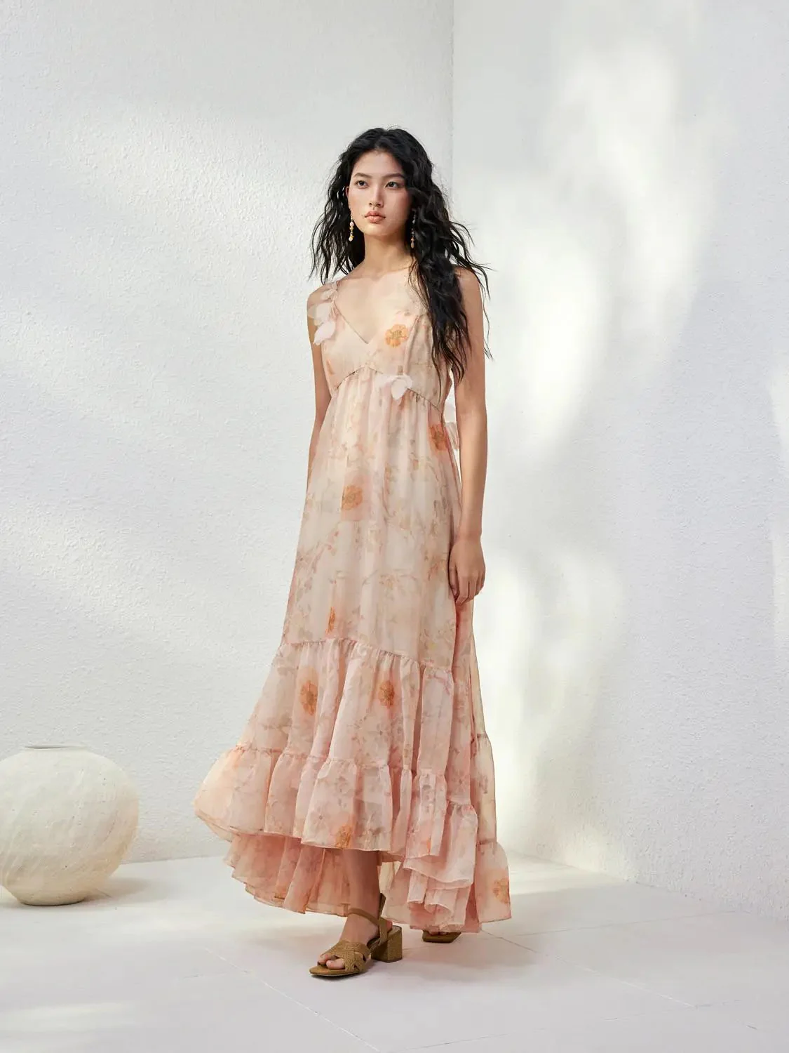 2262-floral-decor-a-line-maxi-with-soft-pastel-bloom-print-dress-4.webp Floral Decor A Line Maxi With Soft Pastel Bloom Print Dress
