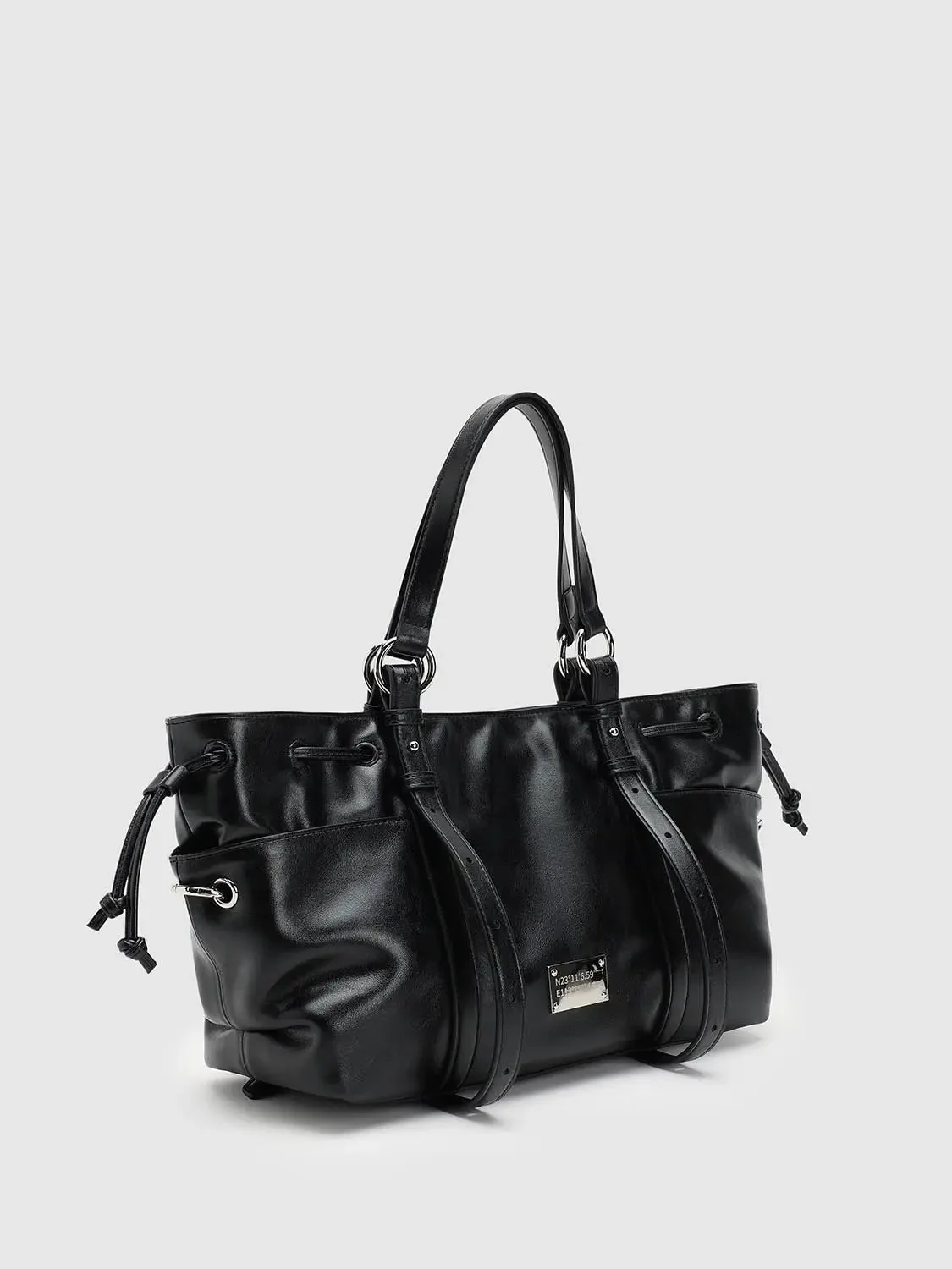 22620-faux-leather-drawstring-shoulder-bags-3.webp Faux Leather Drawstring Shoulder Bags