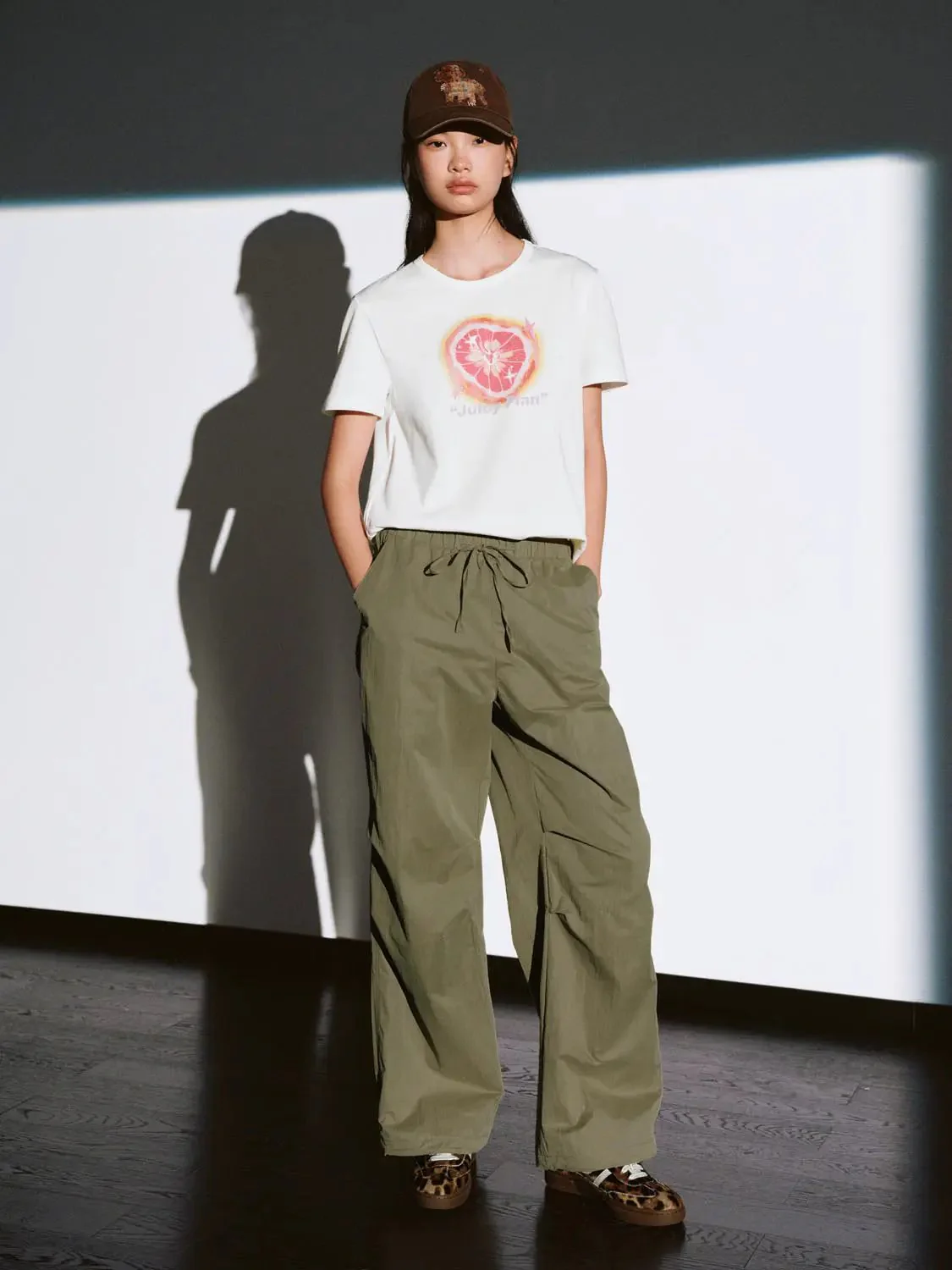 22659-pull-on-drawstring-wide-leg-cargo-pants-31.webp Pull On Drawstring Wide Leg Cargo Pants