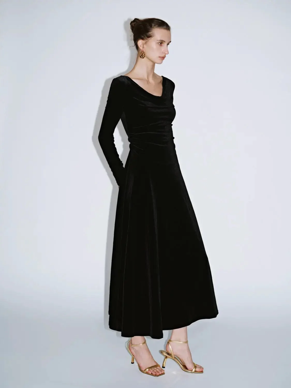2268-velvet-effect-a-line-maxi-with-cowl-neck-dresses-4.webp Velvet-Effect A-Line Maxi With Cowl Neck Dresses