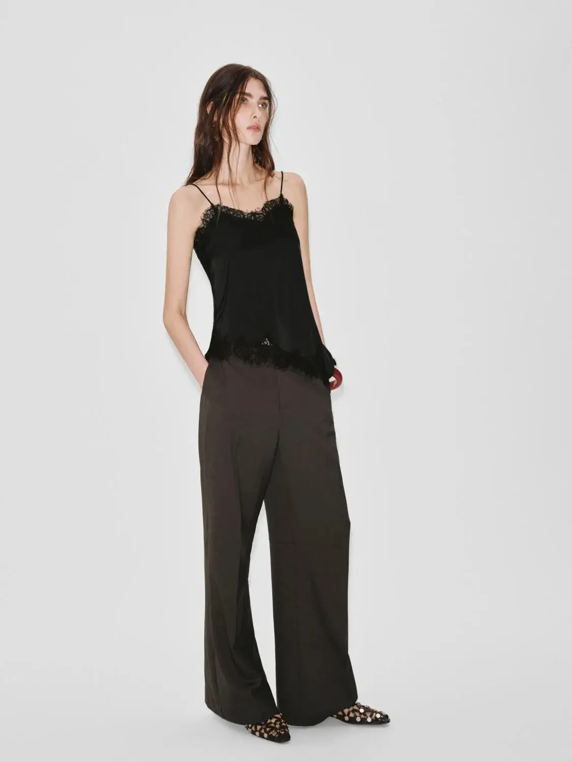 22782-elegant-lace-trim-asymmetric-silky-strappy-top-4.webp Elegant Lace Trim Asymmetric Silky Strappy Top