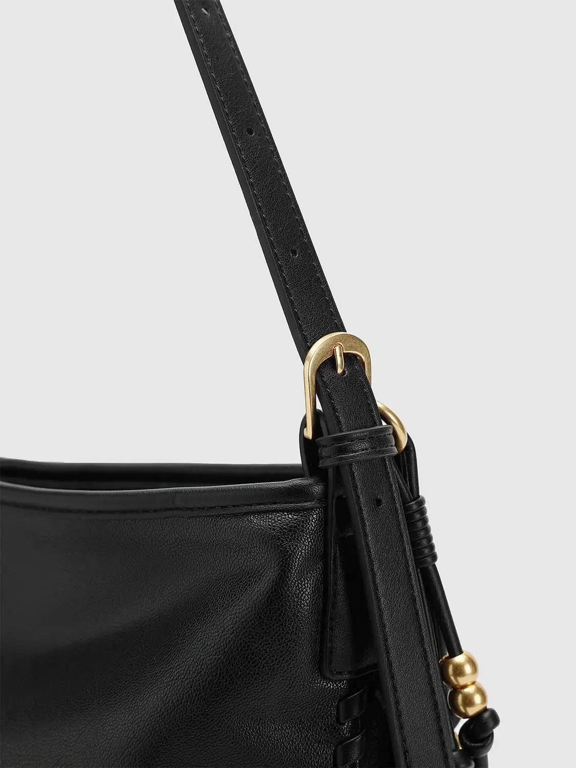 22825-faux-leather-shoulder-bags-4.webp Faux Leather Shoulder Bags