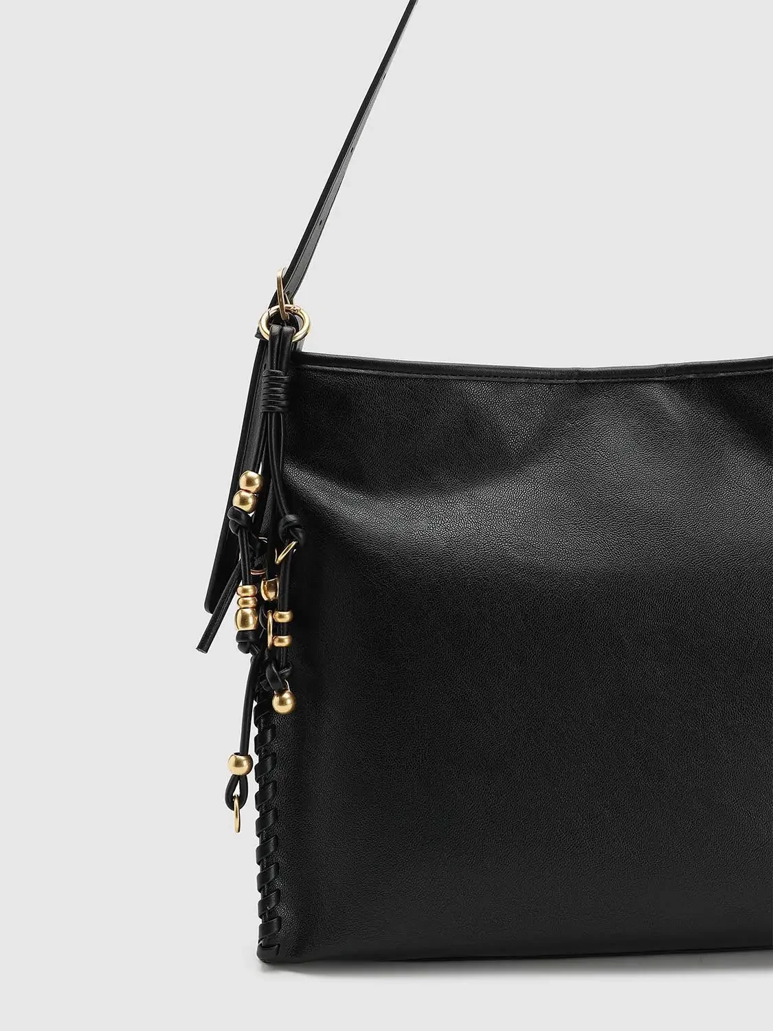 22825-faux-leather-shoulder-bags-5.webp Faux Leather Shoulder Bags