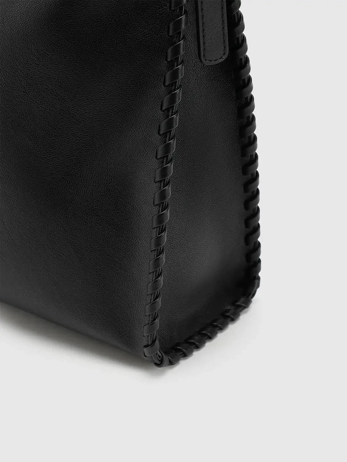 22825-faux-leather-shoulder-bags-6.webp Faux Leather Shoulder Bags