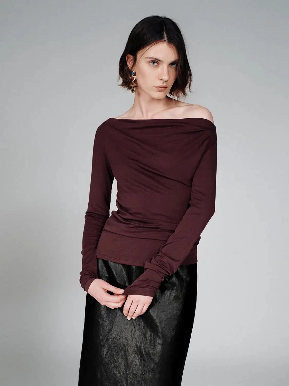 22840-lyocell-wool-blend-one-shoulder-ruched-long-sleeve-top-9.webp Lyocell Wool Blend One Shoulder Ruched Long Sleeve Top