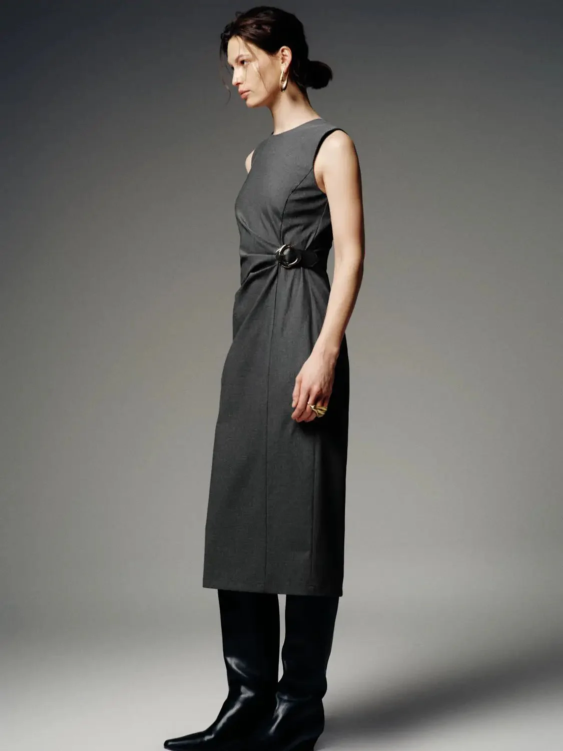 22846-elegant-draped-sleeveless-stretch-fabric-midi-dress-2.webp Elegant Draped Sleeveless Stretch Fabric Midi Dress