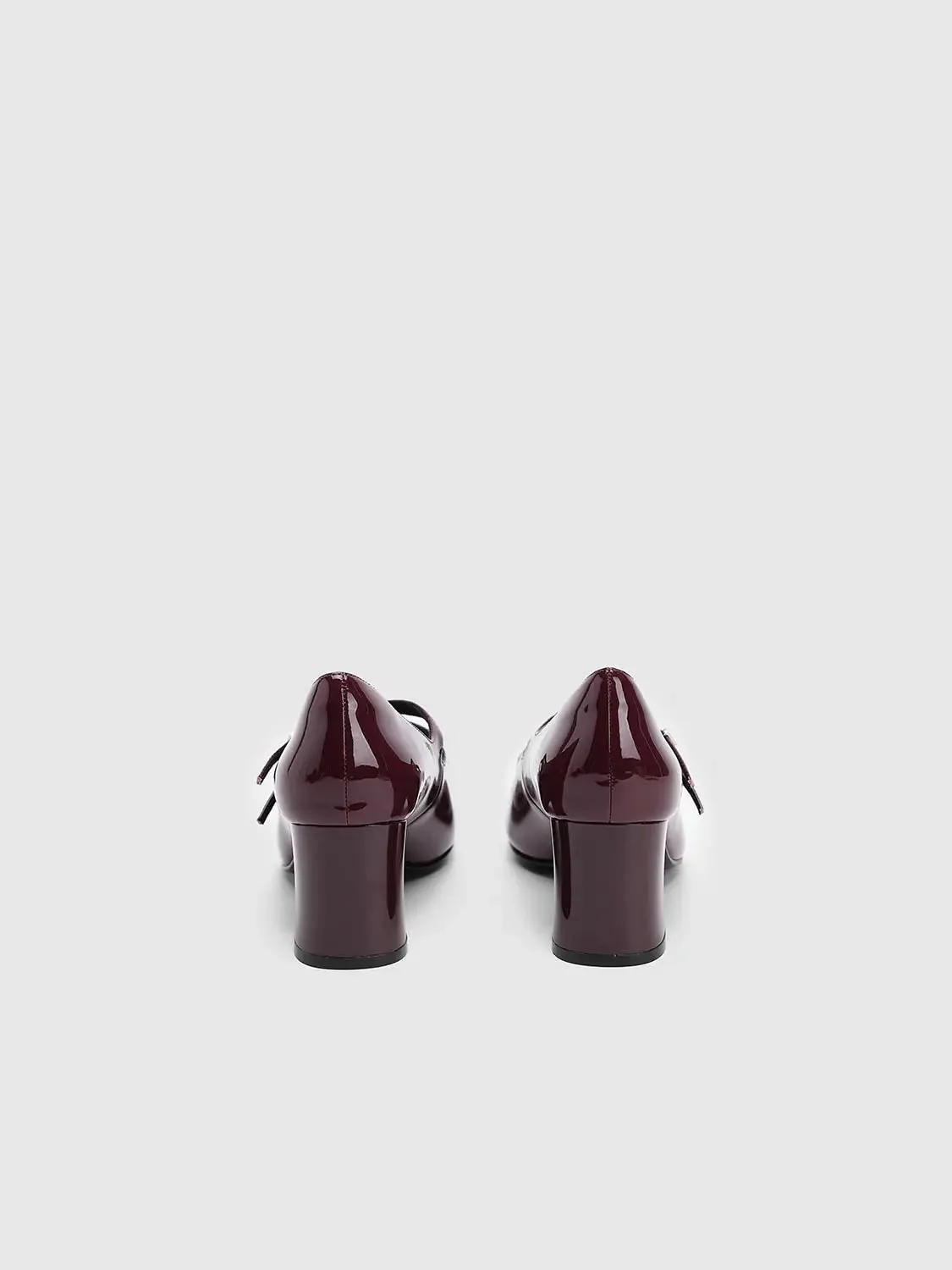22878-strappy-chunky-heeled-pumps-4.webp Strappy Chunky Heeled Pumps