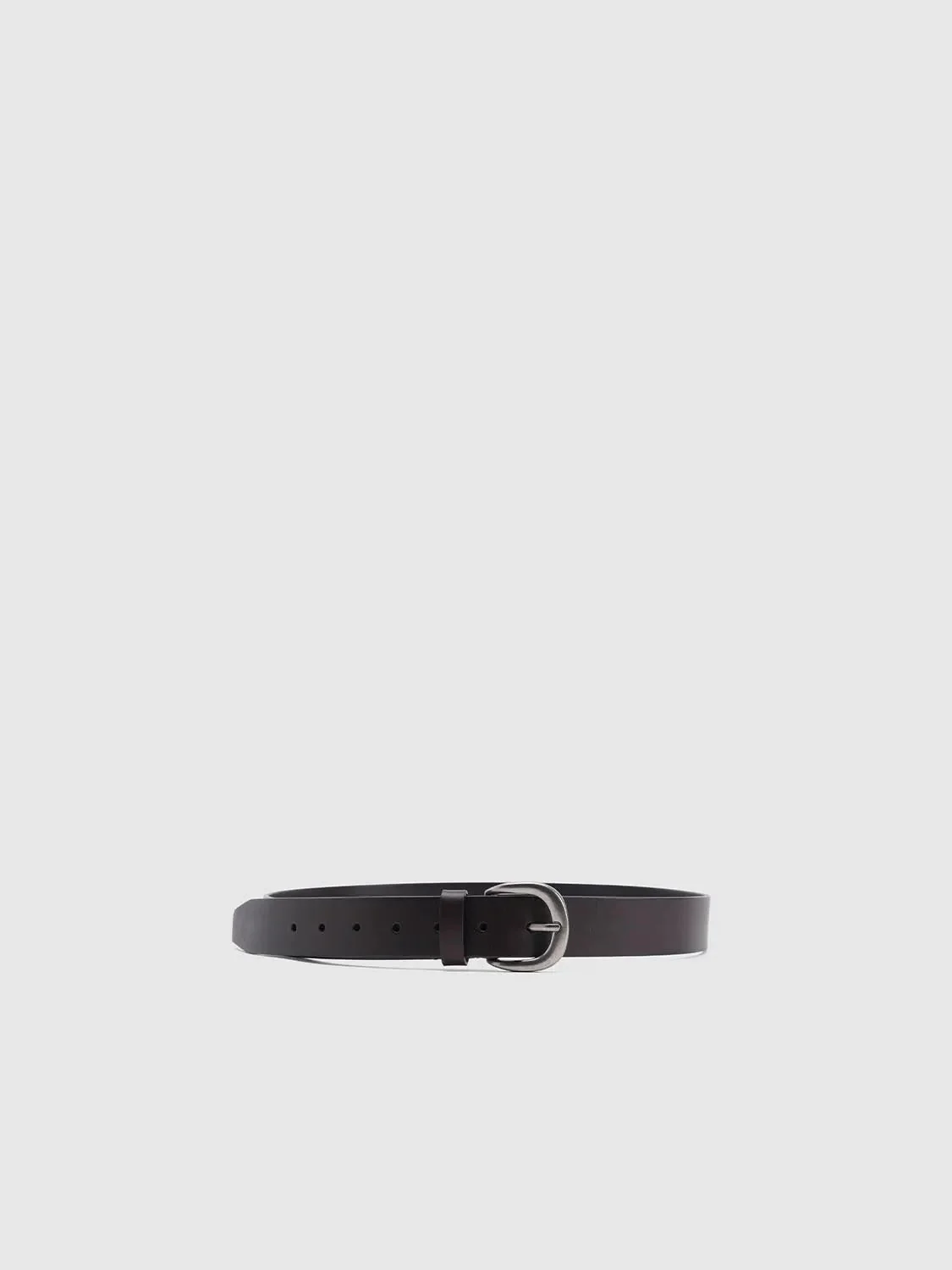 2290-silver-buckle-matte-leather-belts-1.webp Silver Buckle Matte Leather Belts