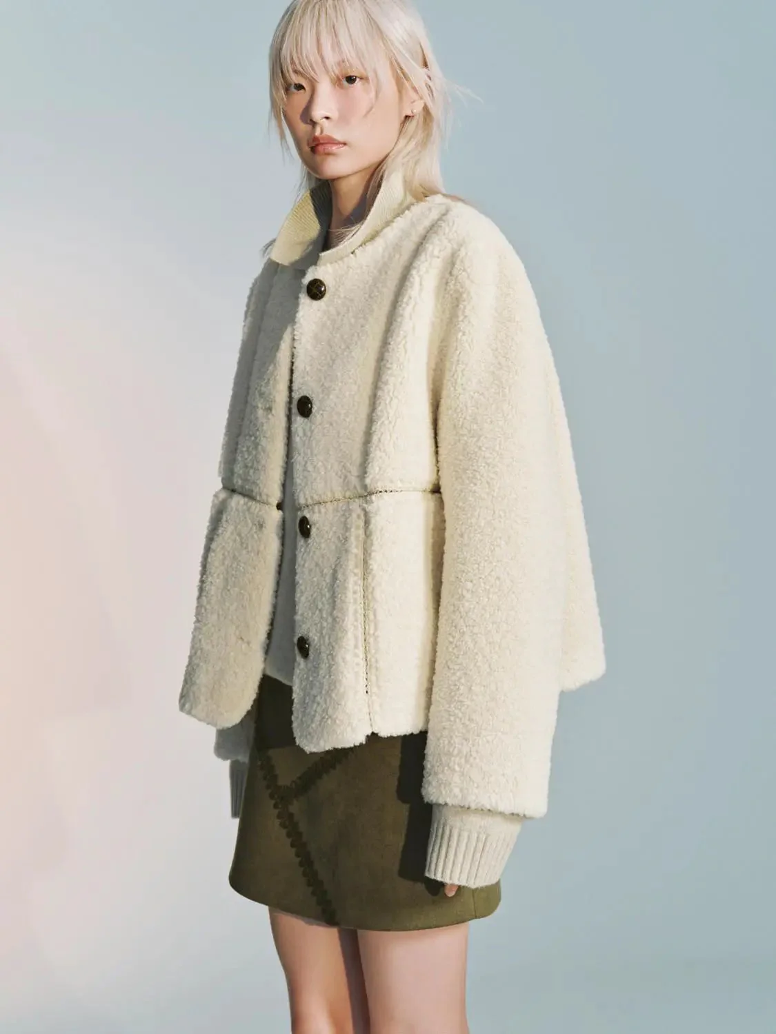22904-collarless-crew-neck-seamed-jackets-2.webp Collarless Crew Neck Seamed Jackets