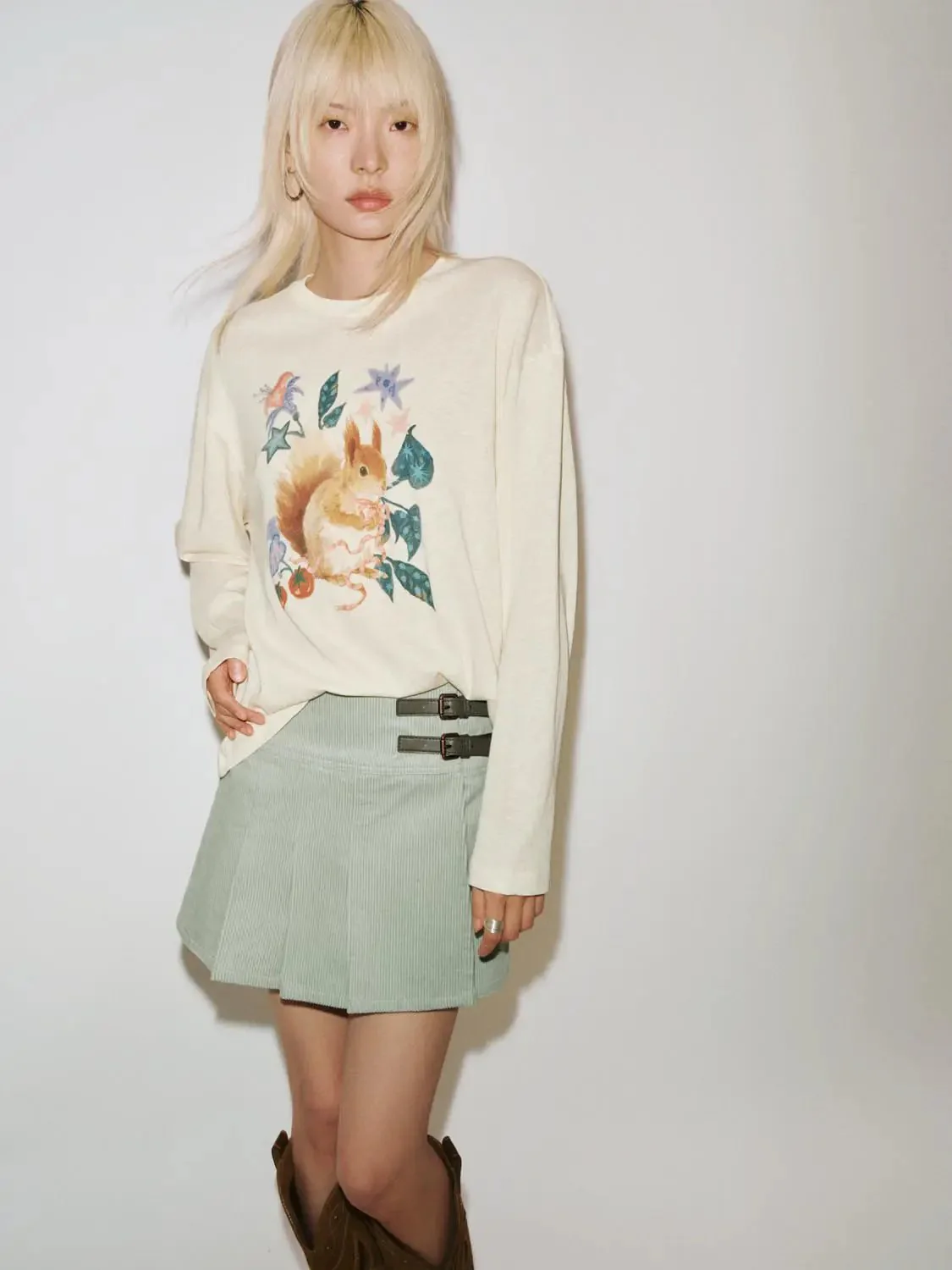 23018-cotton-blend-printed-squirrel-graphic-long-sleeve-t-shirt-2.webp Cotton Blend Printed Squirrel Graphic Long Sleeve T Shirt