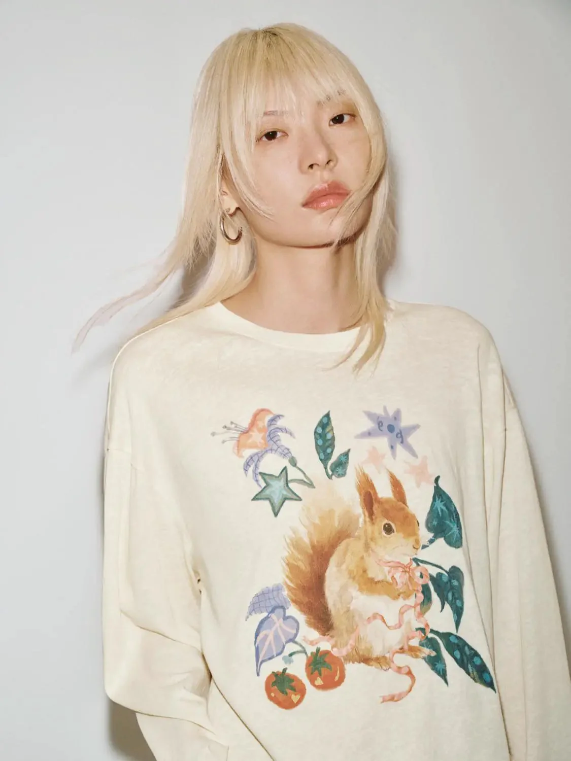 23018-cotton-blend-printed-squirrel-graphic-long-sleeve-t-shirt-3.webp Cotton Blend Printed Squirrel Graphic Long Sleeve T Shirt