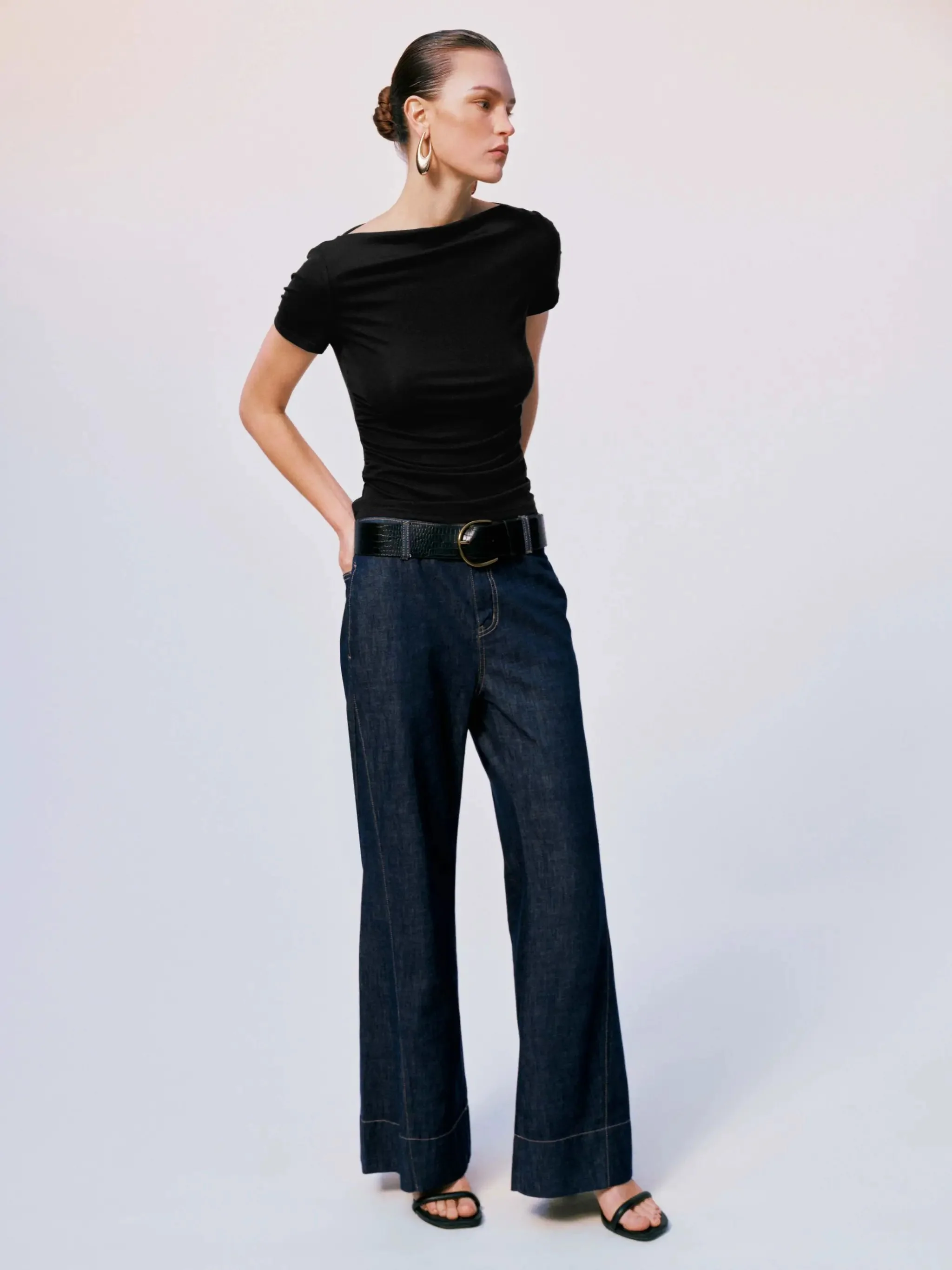 23028-lyocell-blend-boat-neck-ruched-skinny-shirt-5.webp Lyocell Blend Boat Neck Ruched Skinny Shirt