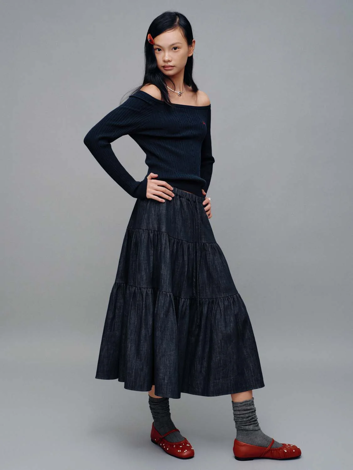 23111-embroidered-boat-neck-long-sleeve-knitted-t-shirts-5.webp Embroidered Boat Neck Long Sleeve Knitted T-Shirts