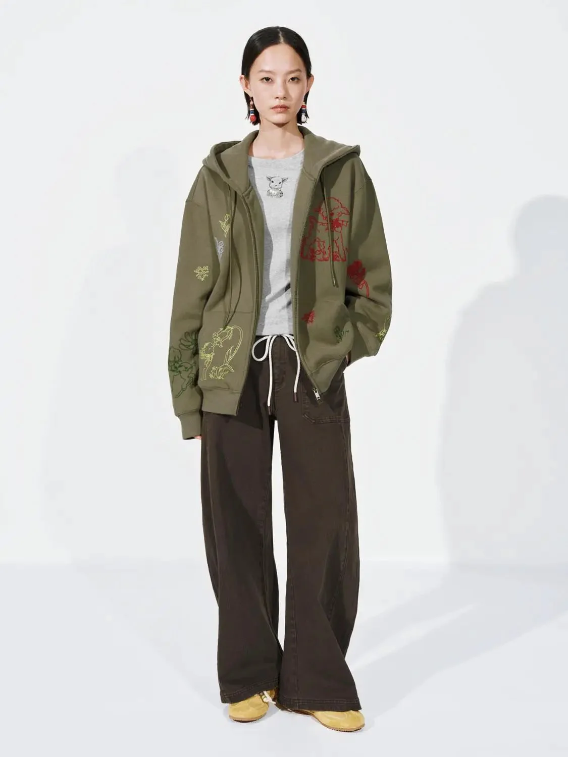 23157-embroidered-drawstring-hooded-loose-fit-jackets-5.webp Embroidered Drawstring Hooded Loose Fit Jackets