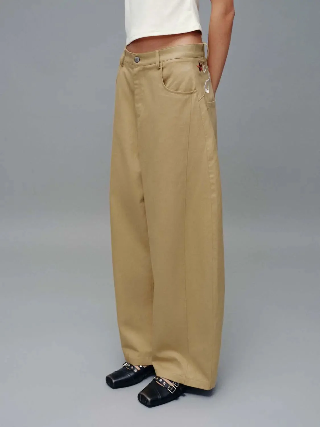 23168-embroidered-barrel-leg-cotton-lyocell-pants-3.webp Embroidered Barrel Leg Cotton Lyocell Pants