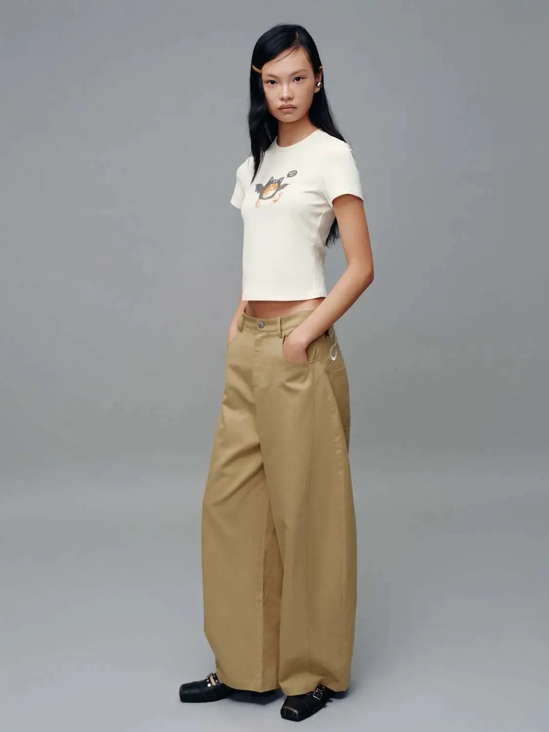 23168-embroidered-barrel-leg-cotton-lyocell-pants-5.webp Embroidered Barrel Leg Cotton Lyocell Pants