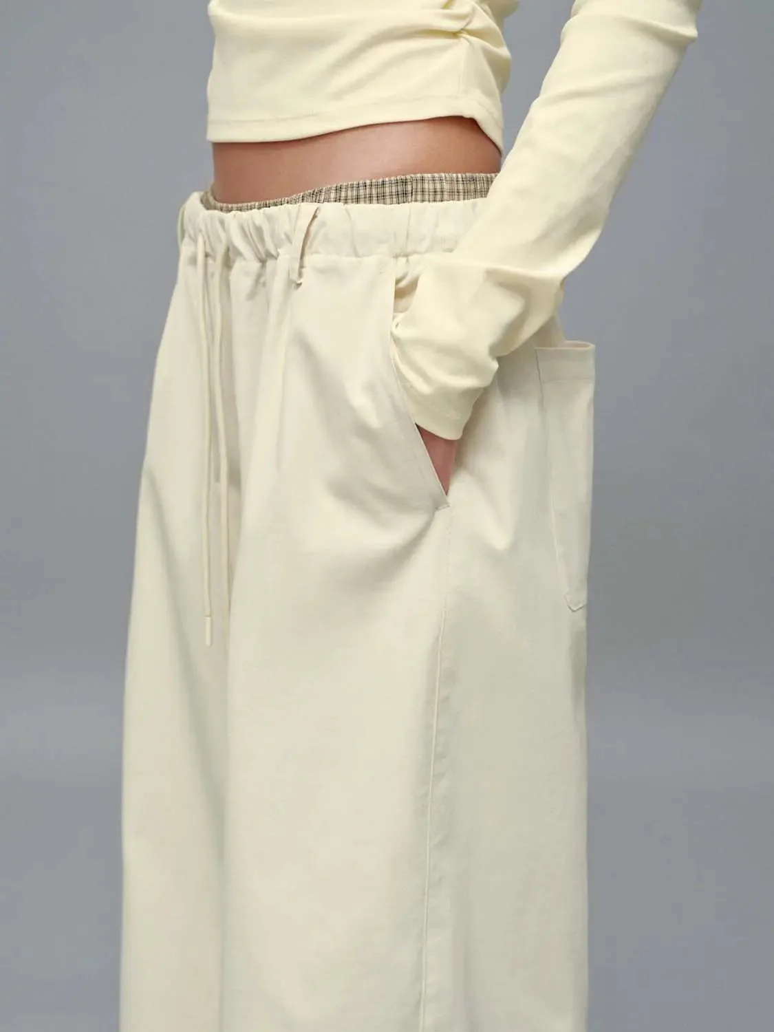Contrast Hem Drawstring Pull On Barrel Leg Pants