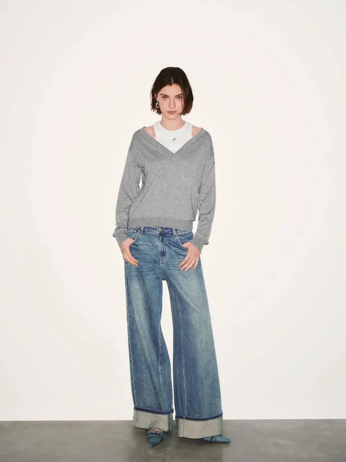 23276-wool-blend-soft-knit-v-neck-overlay-t-shirts-5.webp Wool Blend Soft Knit V Neck Overlay T Shirts