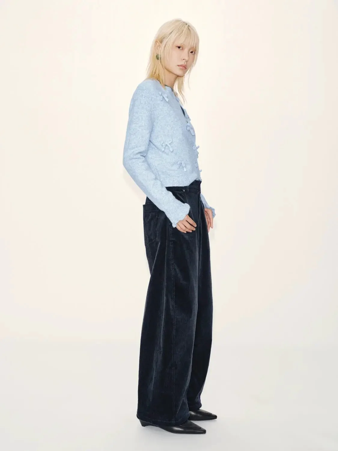 Bow Applique Crew Neck Knitted Cardigans