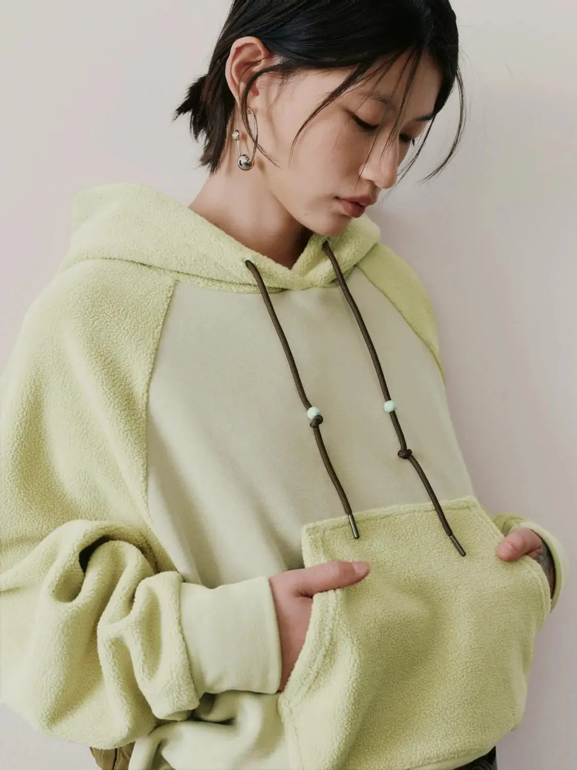 23340-cozy-soft-knit-hood-drawstring-everyday-sweatshirt-3.webp Cozy Soft Knit Hood Drawstring Everyday Sweatshirt
