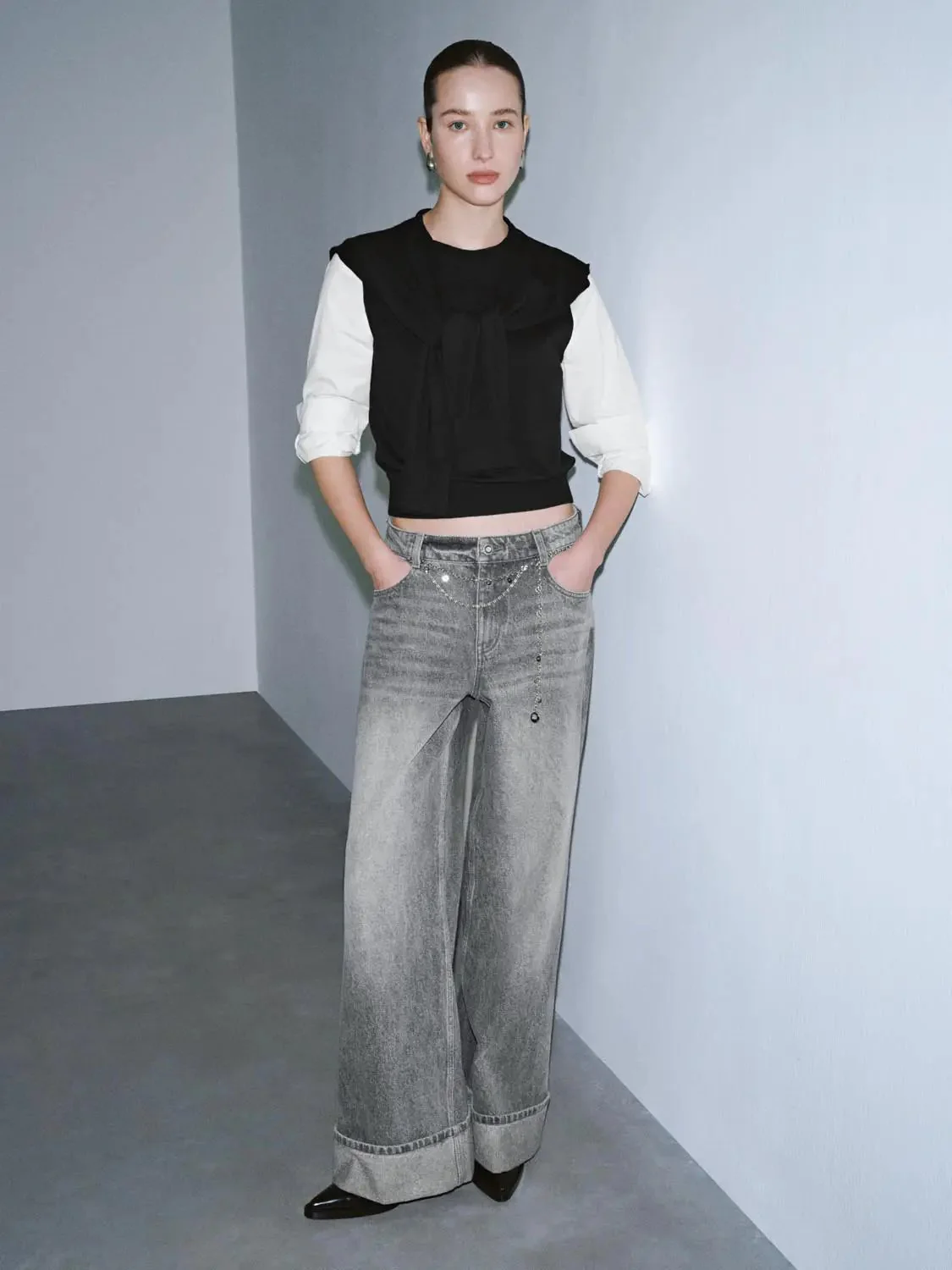 23414-contrast-knit-with-scarf-detail-long-sleeve-top-13.webp Contrast Knit With Scarf Detail Long Sleeve Top