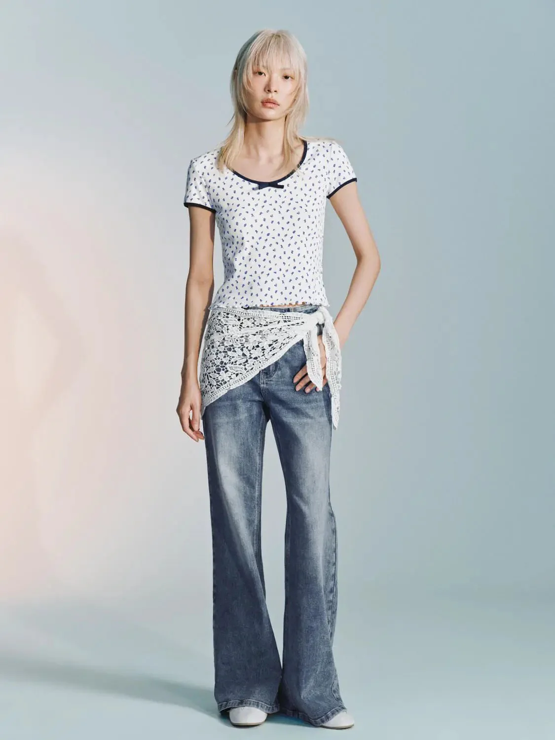 Cotton Blend Scoop Neck Dotted Bow Cropped T Shirts