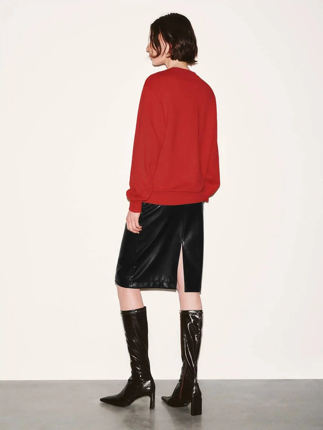 23510-cotton-modal-blend-horse-motif-crew-neck-sweatshirt-6.webp Cotton Modal Blend Horse Motif Crew Neck Sweatshirt