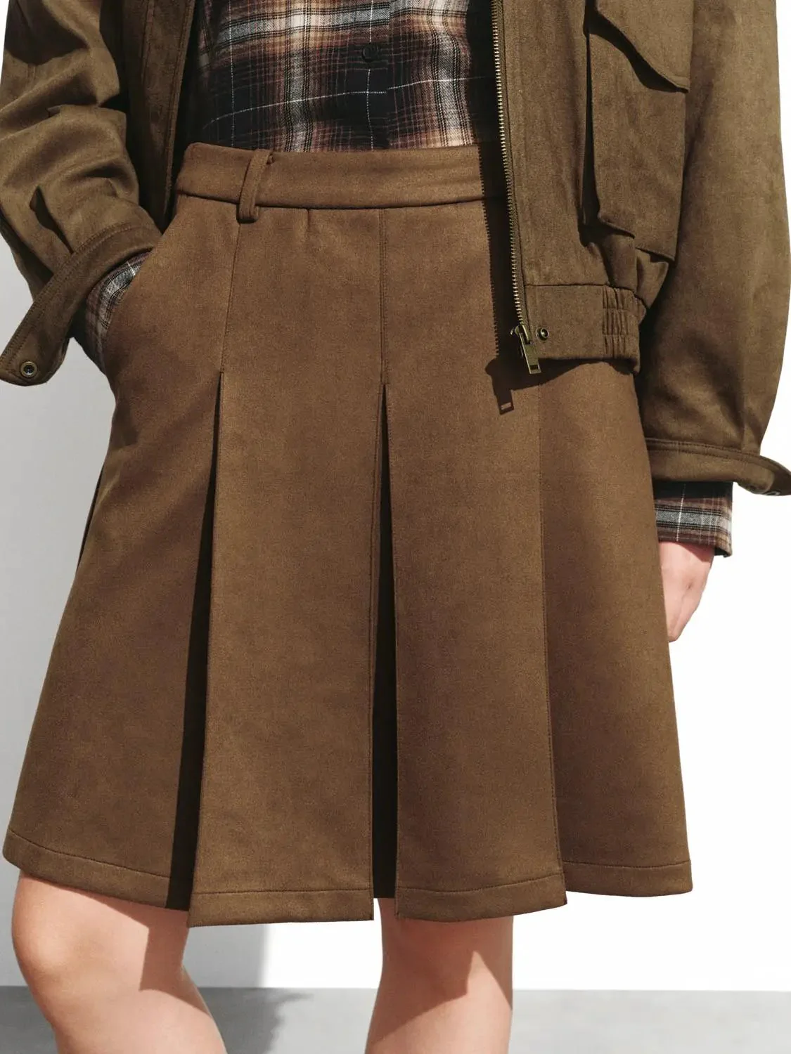 23545-pleated-a-line-midi-skirts-13.webp Pleated A-Line Midi Skirts