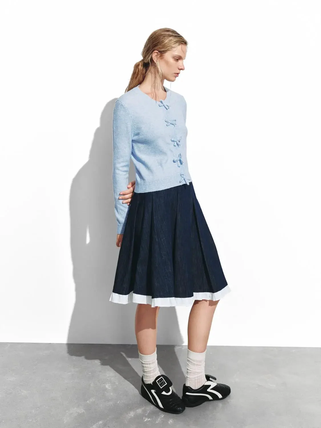 23558-bow-button-knitted-cardigans-13.webp Bow Button Knitted Cardigans