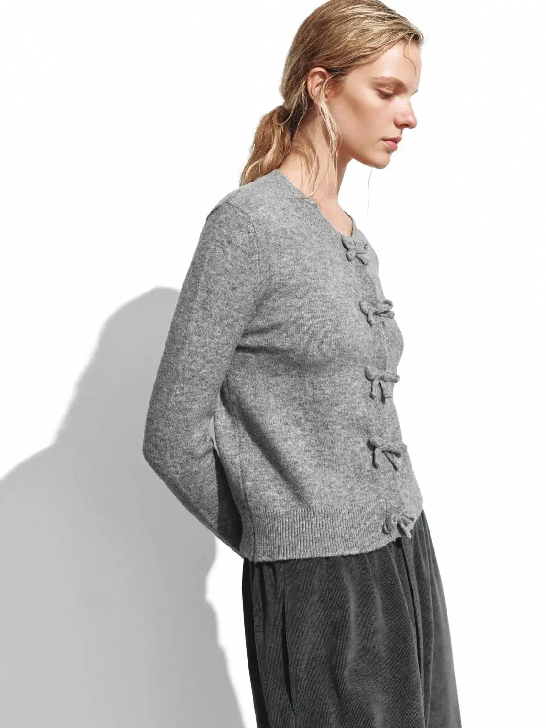 23558-bow-button-knitted-cardigans-2.webp Bow Button Knitted Cardigans