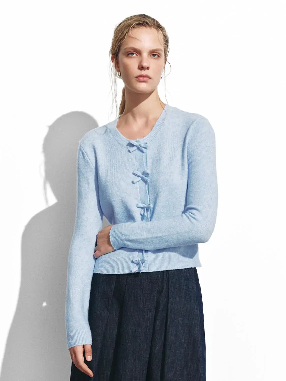 23558-bow-button-knitted-cardigans-9.webp Bow Button Knitted Cardigans