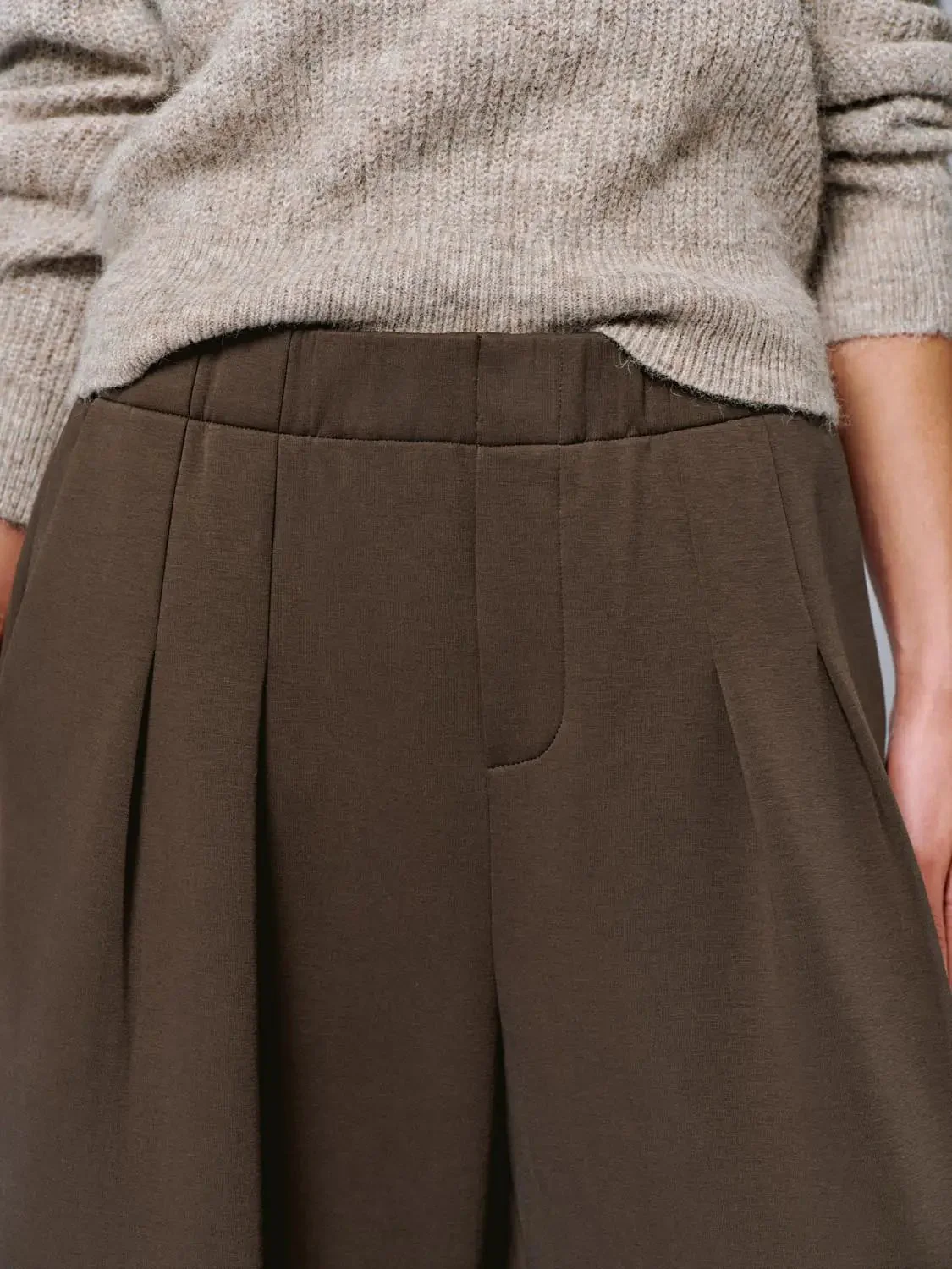 23569-pull-on-pleated-wide-leg-pants-5.webp Pull On Pleated Wide Leg Pants